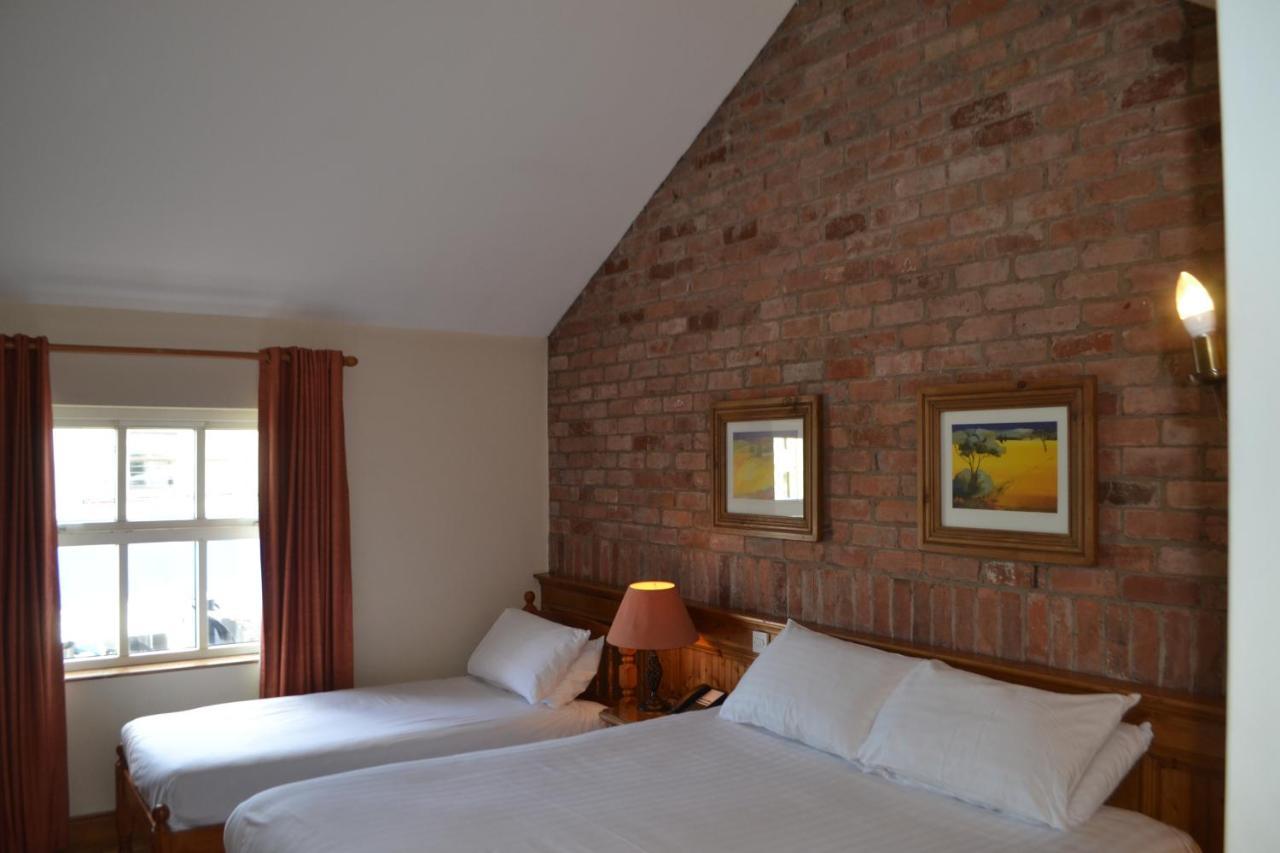 Walsh'S Hotel And Apartments Maghera  Luaran gambar
