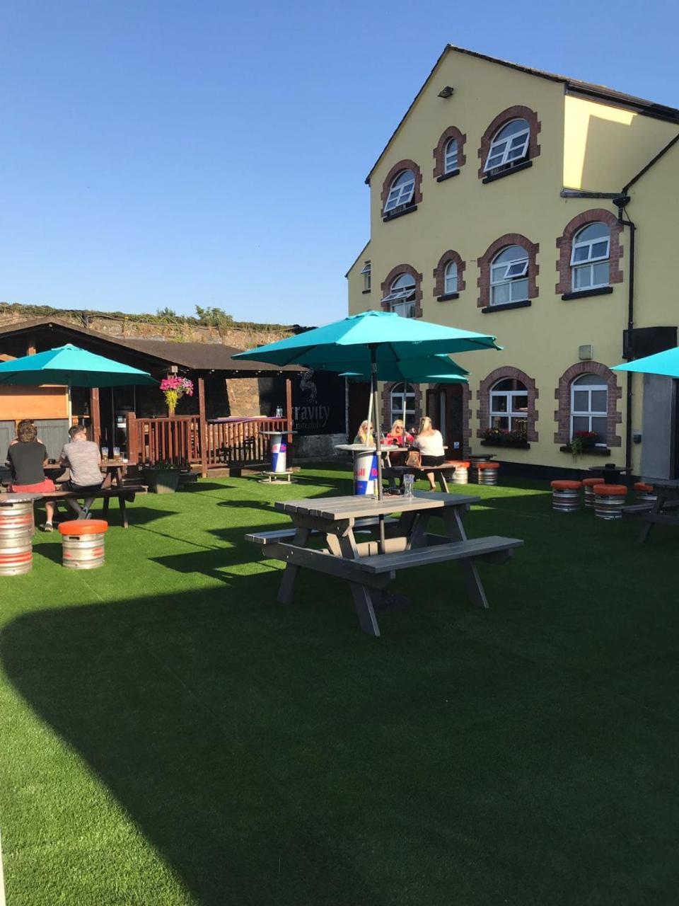Walsh'S Hotel And Apartments Maghera  Luaran gambar